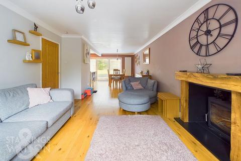 4 bedroom detached house for sale, Grovebury Close, Brundall, Norwich