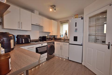 3 bedroom end of terrace house for sale, St. Cuthberts Close, Colburn