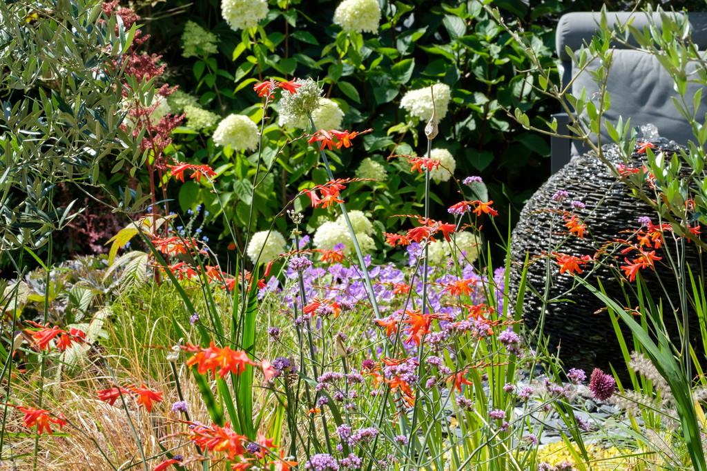 Flower bed
