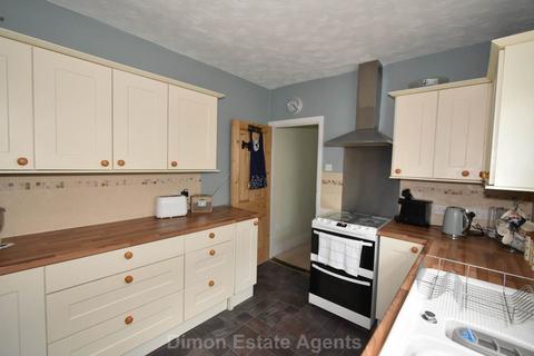 2 bedroom terraced house for sale, Kings Road, Gosport