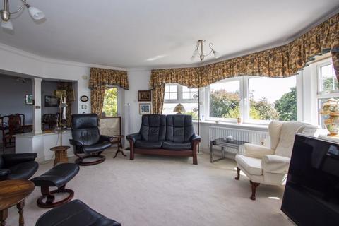3 bedroom flat for sale, Glynne Tower, Bridgeman Road, Penarth