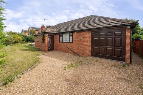 2 bedroom detached house for sale, Croft Close, Tonbridge, TN10 4LA