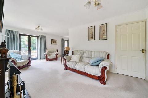 2 bedroom detached house for sale, Croft Close, Tonbridge, TN10 4LA