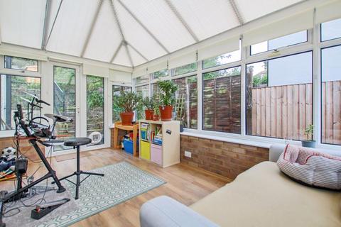 67 Midhurst Hill, Bexleyheath, DA6 7NP