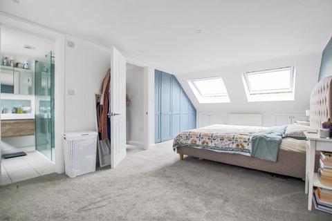 67 Midhurst Hill, Bexleyheath, DA6 7NP