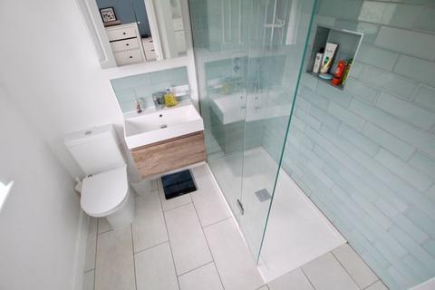 67 Midhurst Hill, Bexleyheath, DA6 7NP