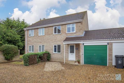 20 Ferguson Way, Attleborough, NR17 2PT