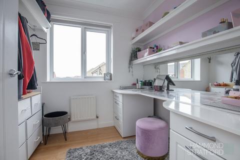 20 Ferguson Way, Attleborough, NR17 2PT