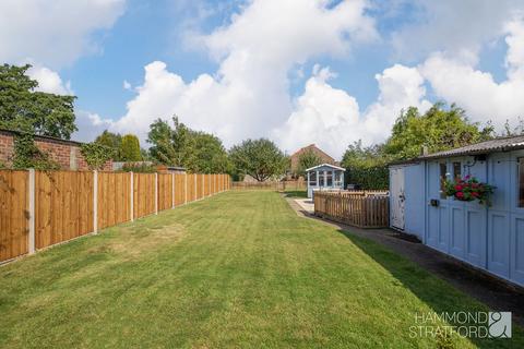 5 bedroom detached house for sale, New Road, Hethersett