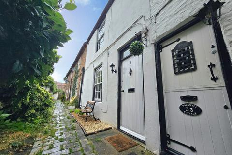 2 bedroom terraced house for sale, Hauxwell's Yard, Yarm