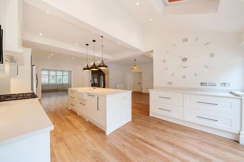 5 bedroom detached house for sale, Monahan Avenue, West Purley