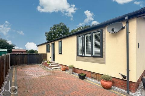 2 bedroom park home for sale, Oakleigh Residential Park, Weeley