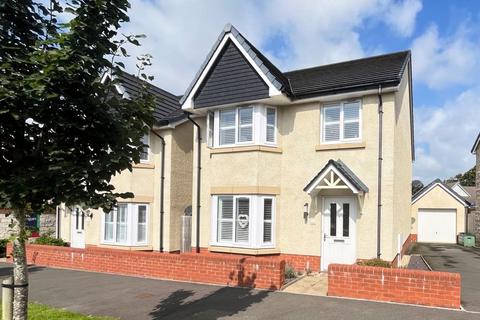 4 bedroom detached house for sale, 6 Dunraven Close, Cowbridge, The Vale of Glamorgan CF71 7FG