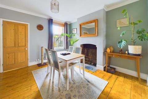 13 Tarrington Road, Gloucester, GL1 4PE
