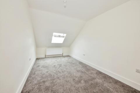 2 bedroom flat to rent, Belgrave Road