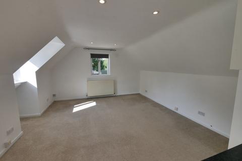 Studio to rent, Calcroft Lane, Clanfield