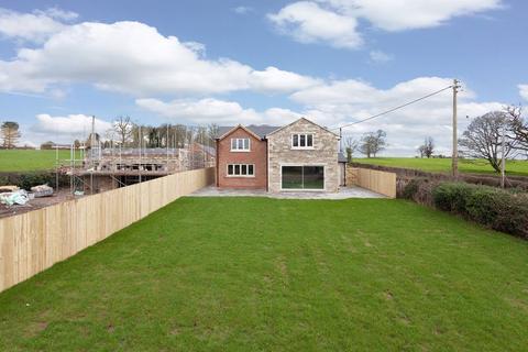 4 bedroom detached house for sale, Buxton Road, Congleton