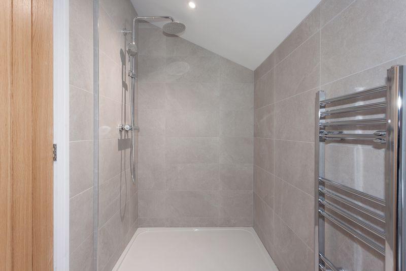 En suite 2