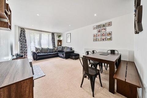 2 bedroom block of apartments for sale, Brickfield Road, SW4