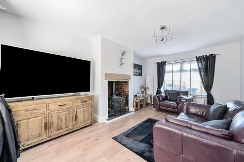 73 Bachelor Gardens, Harrogate, HG1 3EA