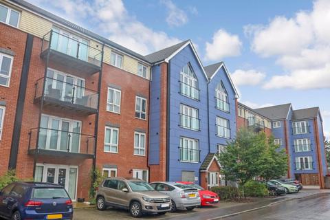 2 bedroom flat for sale, Chadwick Road, Langley