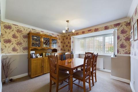 4 bedroom detached house for sale, Ashdene Close, Willerby