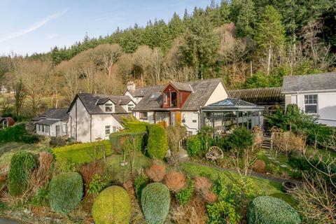 5 bedroom detached house for sale, Maenan, Llanrwst