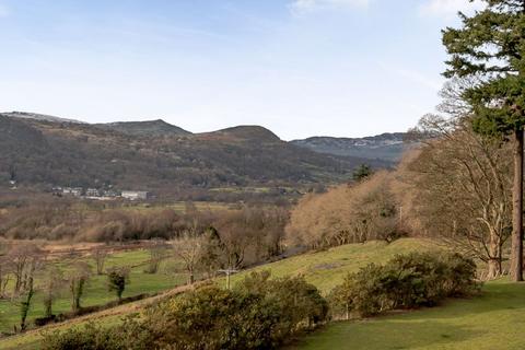 5 bedroom detached house for sale, Maenan, Llanrwst