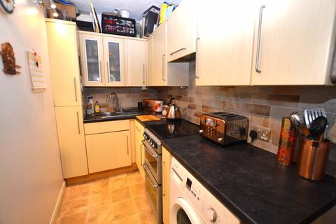 1 bedroom apartment for sale, Yew Tree Road, Witley