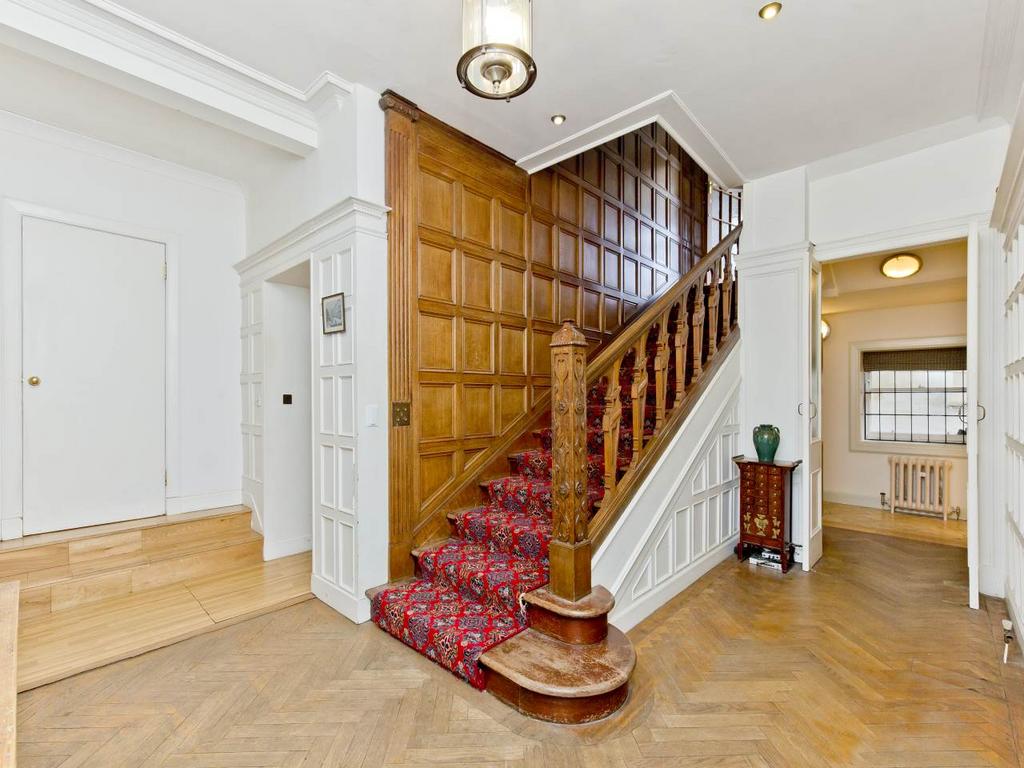 Kinellan Road, Murrayfield, Edinburgh 3 bed house for sale £795,000