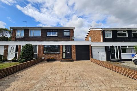 3 bedroom semi-detached house for sale, Shanklin Place, Cramlington