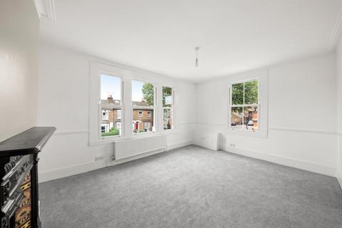 2 bedroom maisonette for sale, Station Road, Hanwell, London, W7 3JE