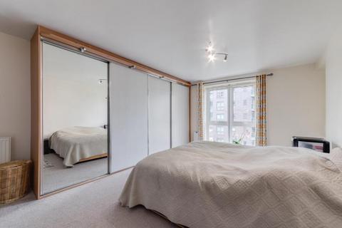 2 bedroom flat to rent, 5 Prime Meridian Walk, London, E14 2DA