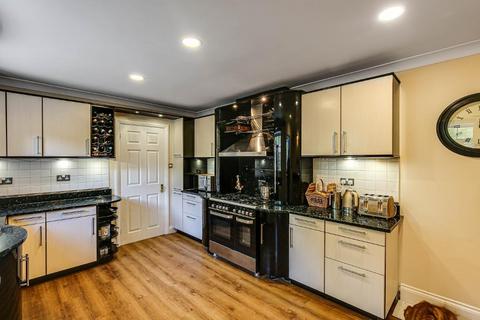 18 Westview Road, Warlingham, CR6 9JD