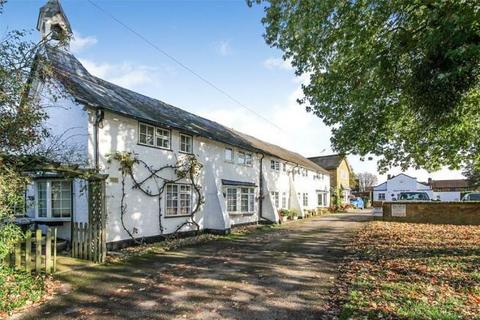 2 bedroom end of terrace house for sale, School House Mews, High Street, Silsoe, Bedfordshire, MK45 4DY