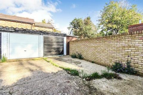 2 bedroom end of terrace house for sale, School House Mews, High Street, Silsoe, Bedfordshire, MK45 4DY