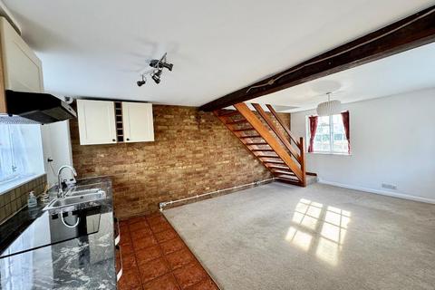 2 bedroom end of terrace house for sale, School House Mews, High Street, Silsoe, Bedfordshire, MK45 4DY