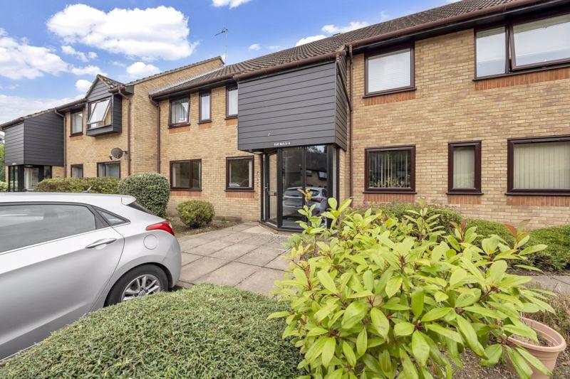 Mermaid Close, Bury St. Edmunds 2 bed apartment for sale £150,000
