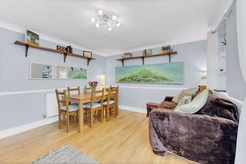 2 bedroom semi-detached house for sale, Bedell Close, Bury St. Edmunds