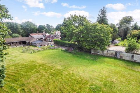 2 bedroom character property for sale, Forest Road, Horsham