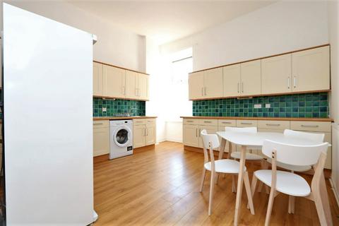 4 bedroom flat to rent, Windsor Street, Glasgow, G20