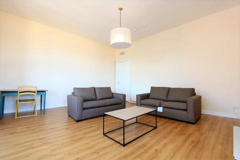 4 bedroom flat to rent, Windsor Street, Glasgow, G20