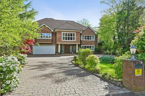 5 bedroom detached house for sale, Copse Close, Northwood, HA6 2XG