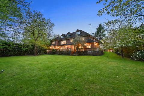 5 bedroom detached house for sale, Copse Close, Northwood, HA6 2XG