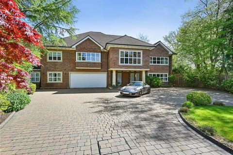 5 bedroom detached house for sale, Copse Close, Northwood, HA6 2XG