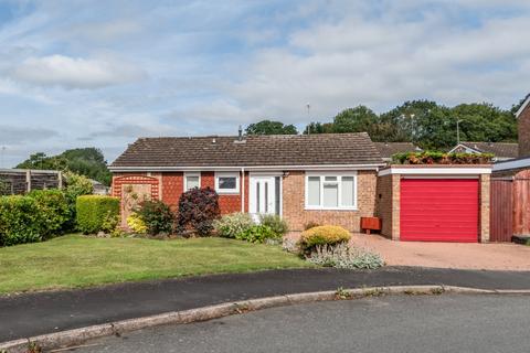 2 bedroom bungalow for sale, Blakemere Close, Winyates East, Redditch, Worcestershire, B98