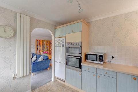 27 Blakemere Close, Redditch, B98 0LY