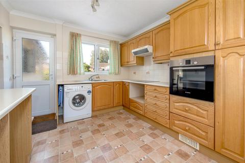 3 bedroom bungalow for sale, Staplegrove Road, Taunton