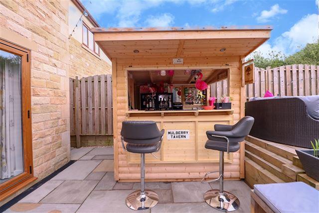 Garden bar