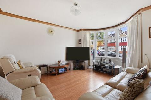 3 bedroom semi-detached house for sale, Cambridge Road, Harrow